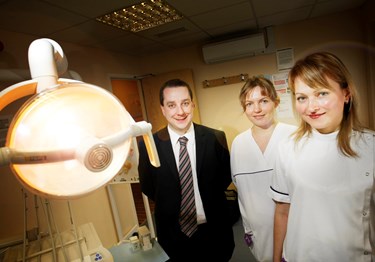Poles and IDH support NHS Dentistry and Wrexham